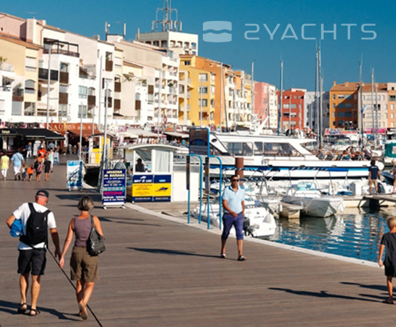 yacht club cap d'agde