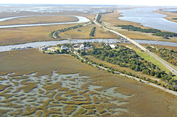 Lazaretto Creek Marina