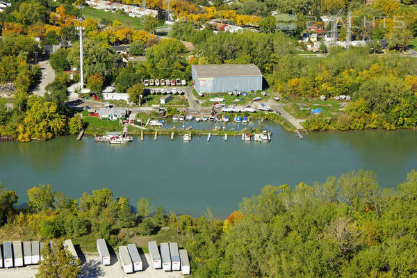 Skipper's Marina