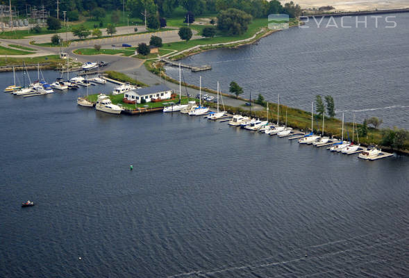 Ludington Yacht Club