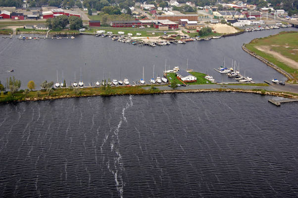 Ludington Yacht Club