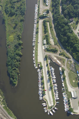 Ashtabula Yacht Club