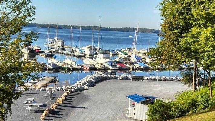 Point Bay Marina