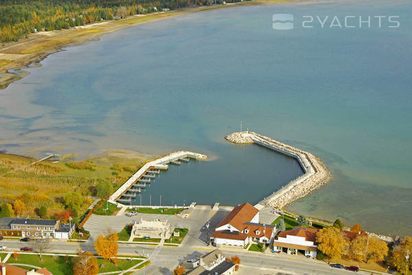 Bailey's Harbor Town Marina