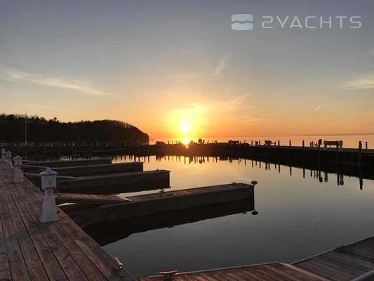 Sister Bay Marina