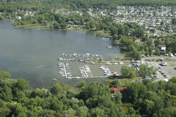 Marina Ile Perrot