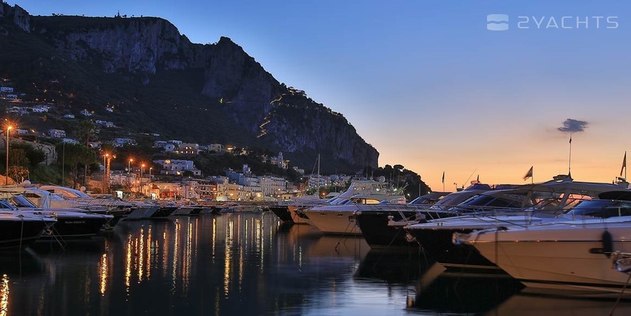 Porto Turistico di Capri