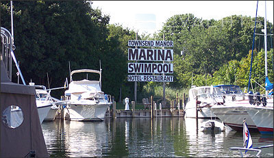 Townsend Manor Inn and Marina