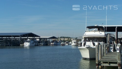 Piney Narrows Yacht Haven