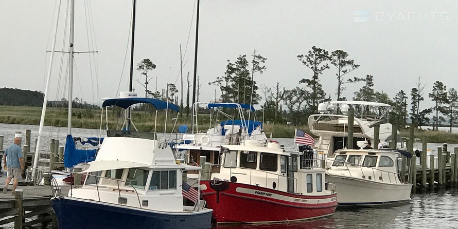 Dowry Creek Marina