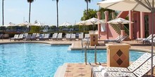 The Vinoy Renaissance Resort & Golf Club