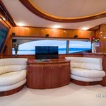 Ferretti 730