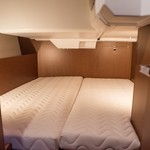 Beneteau Oceanis 38.1