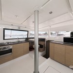 Bali catamarans 4.0 lounge
