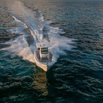 Boston Whaler 250 Outrage