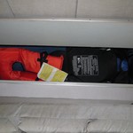 Sea ray 390 express cruiser