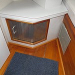 Sea ray 390 express cruiser