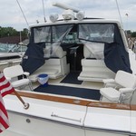 Sea ray 390 express cruiser
