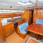 Bavaria 44