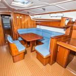 Bavaria 44