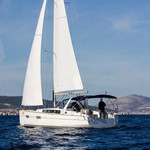 Beneteau Oceanis 38