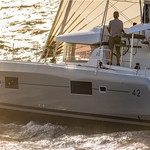 Lagoon 42