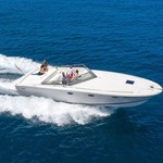 Tornado 38 Cruising