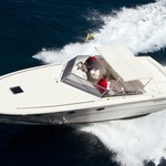 Tornado 38 Cruising