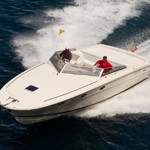 Tornado 38 Cruising