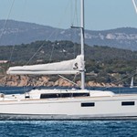 Beneteau Oceanis 38