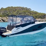 Quicksilver Activ 875 Sundeck