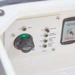 Quicksilver Activ 605 Open