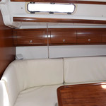 Bavaria 44