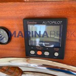 Chris-Craft Commander 44