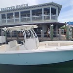 Intrepid 26 center console