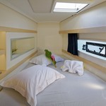 Fountaine Pajot Lucia 40