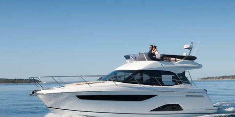 Bavaria R40 Fly