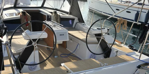 Dufour 360