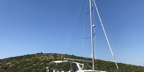 Beneteau Oceanis 38