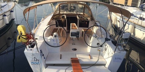 Dufour 350