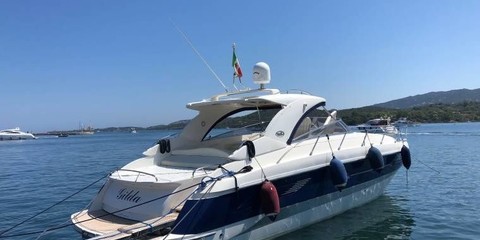 Blu martin 58 feet open