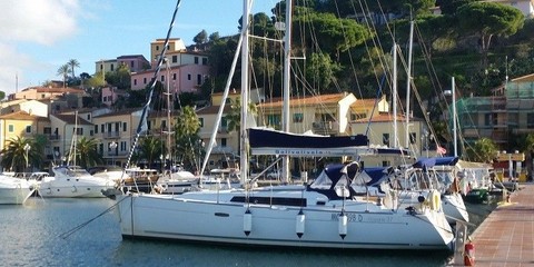 Beneteau Oceanis 37