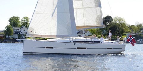 Dufour 412