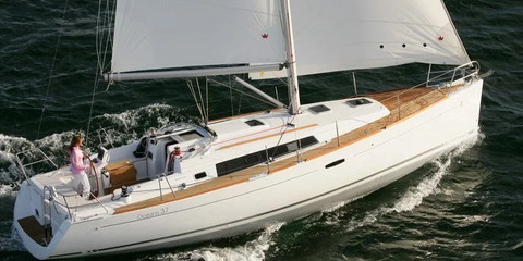 Beneteau Oceanis 37