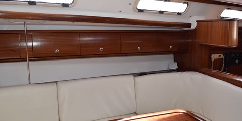Bavaria 44