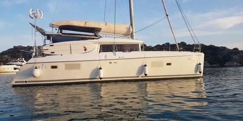 Lagoon 421