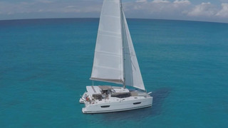 Fountaine Pajot Lucia 40