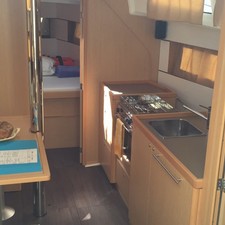 Beneteau Oceanis 38