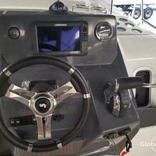 Beneteau Flyer 7.7 SUNdeck