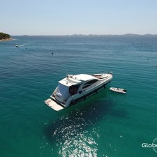 Alena 52